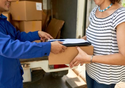 International-Courier